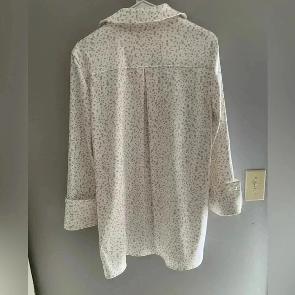Woman’s Preston & York Brown Speckled Collard 3/4 Button Pullover Blouse Size M - Picture 6 of 9